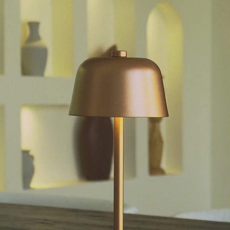 Anton Kupfer wiederaufladbare Tischlampe
