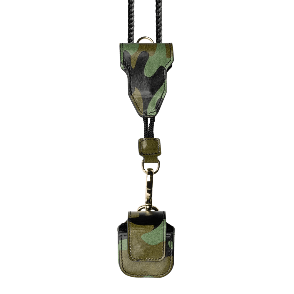 AIRPODS CASE CAMOUFLAGE GROEN MET KARABIJNHAAK