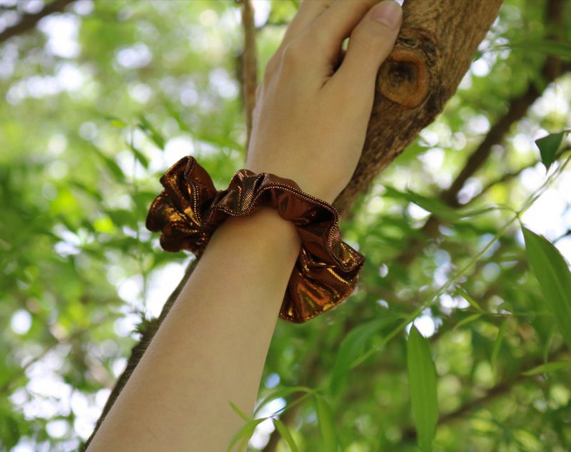 Scrunchie Themis