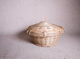 Cesta con tapa- HASSAN