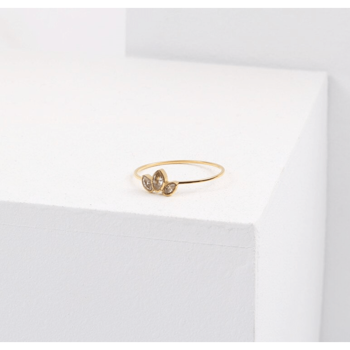 Lola - Dainty Crystal Gold Band