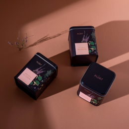 Loose tea in a black box with floral design, containing Nordic Tea BLOSSOM.