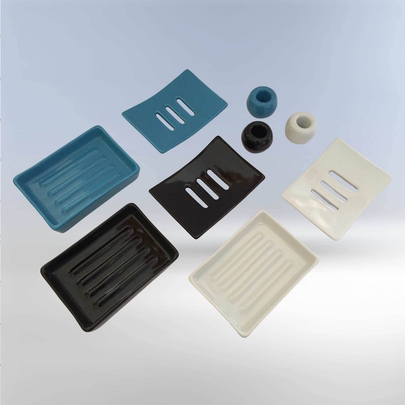 Handmade ceramic soap dish Clausa - white