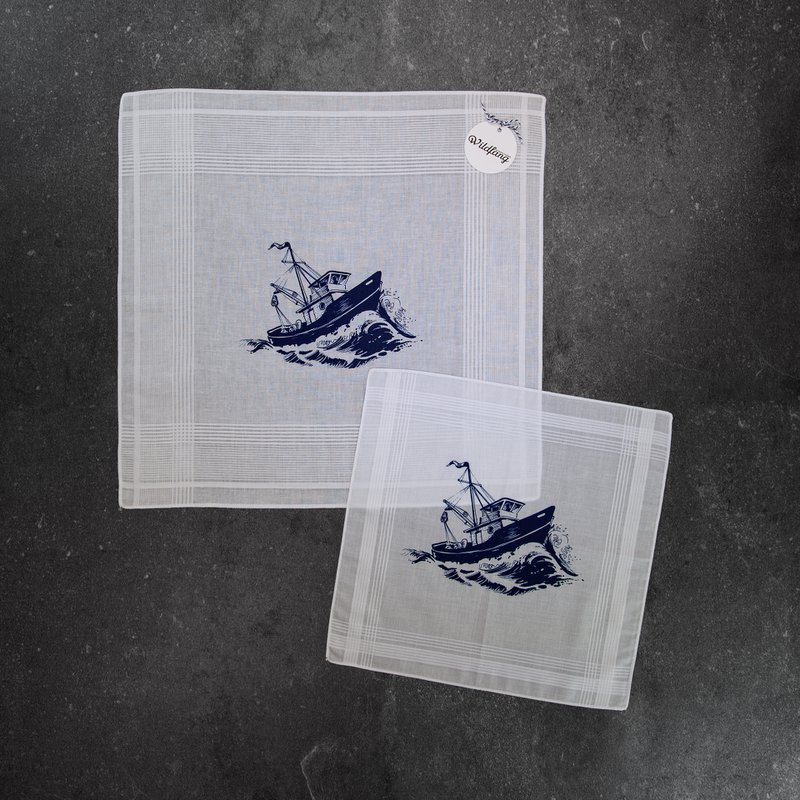 Mouchoir en coton blanc coupe/bateau