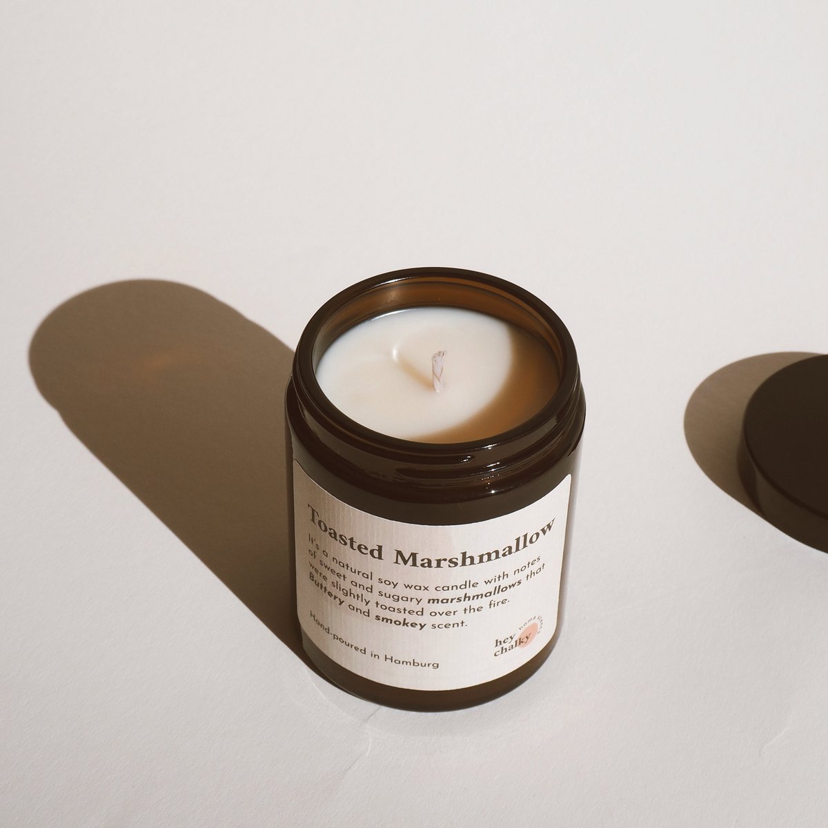 Candela profumata autunnale con marshmallow tostato