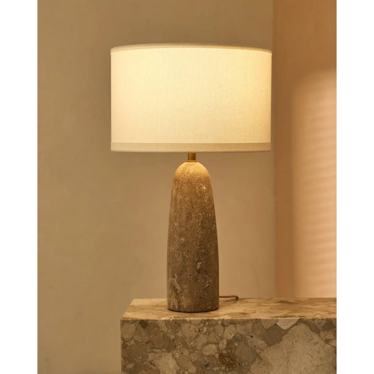 Isla Travertine Lamp