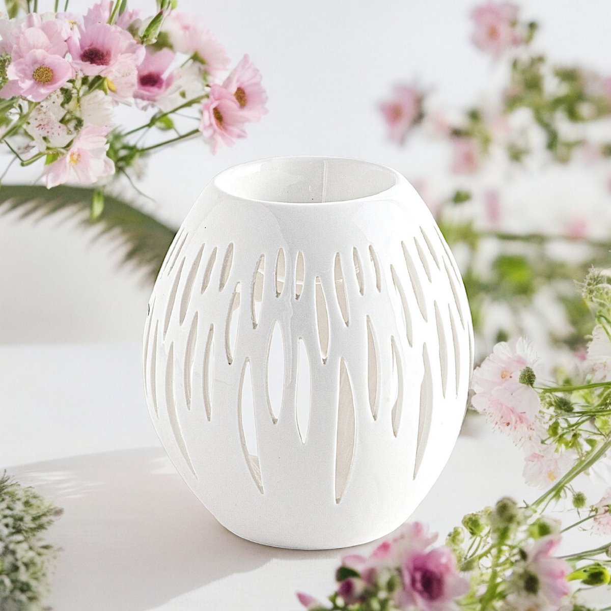 Quemador de perfumes serie Céramy – Ovali blanco – Portavelas de cerámica lacada – Difusión de ceras aromáticas, aceites esenciales – Idea decorativa de regalo