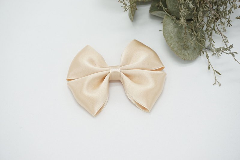 Satin regular bow