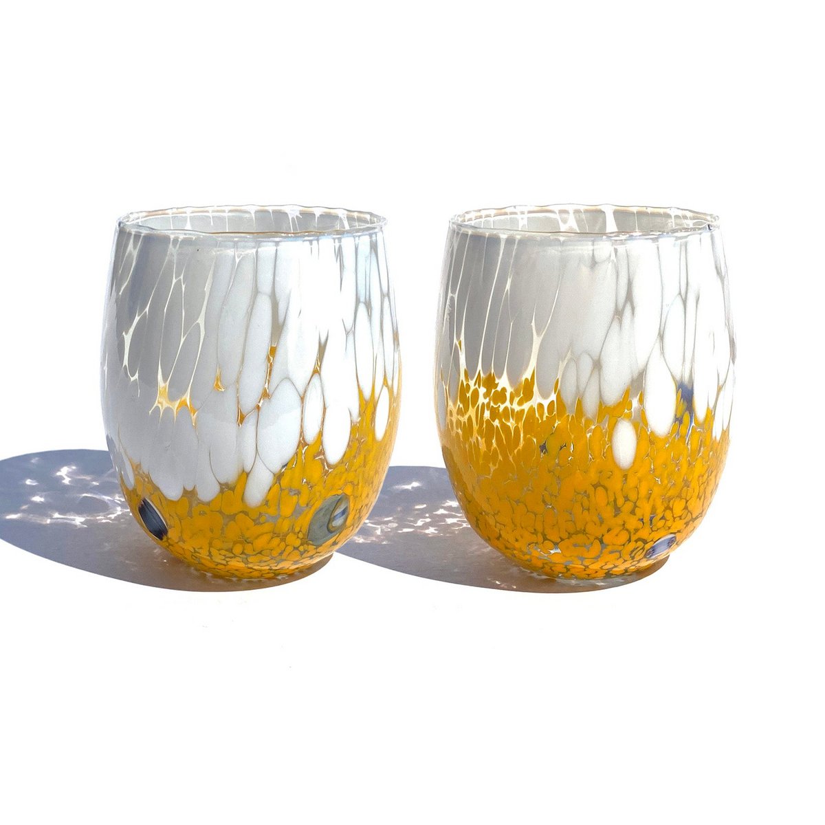 6 große zweifarbige Wassergläser aus mundgeblasenem und handgefertigtem Glas mit Murano-Murrine, Linie „I Colori di Murano“, 435 ml. Hergestellt in Italien