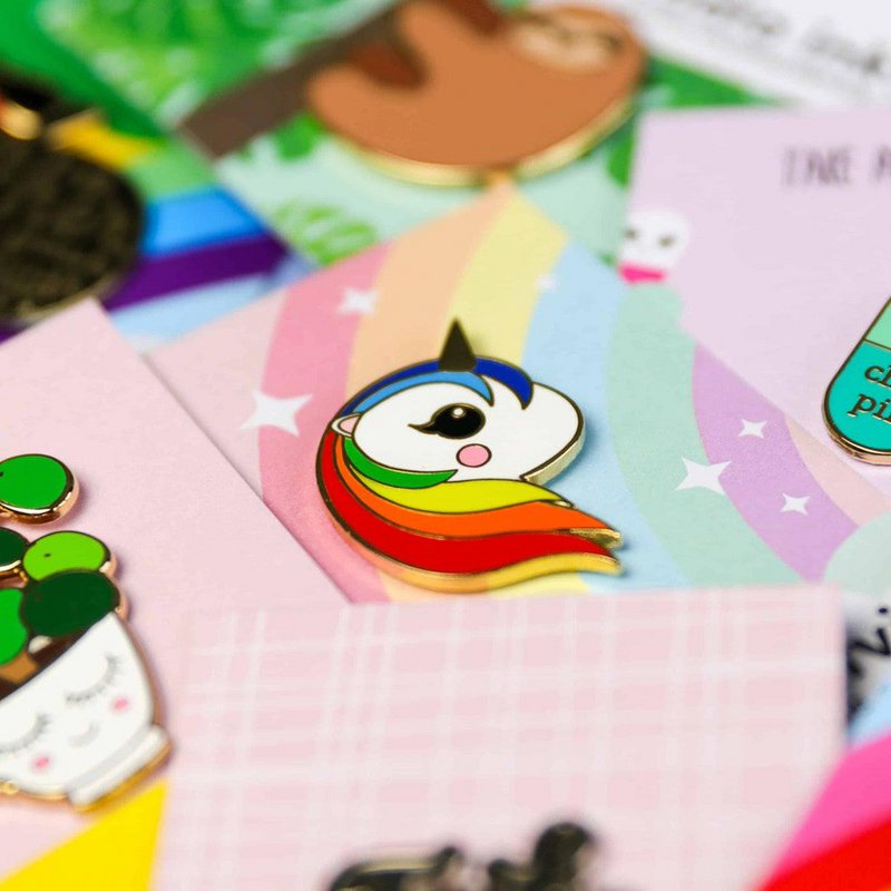 Pin Unicorn rainbow