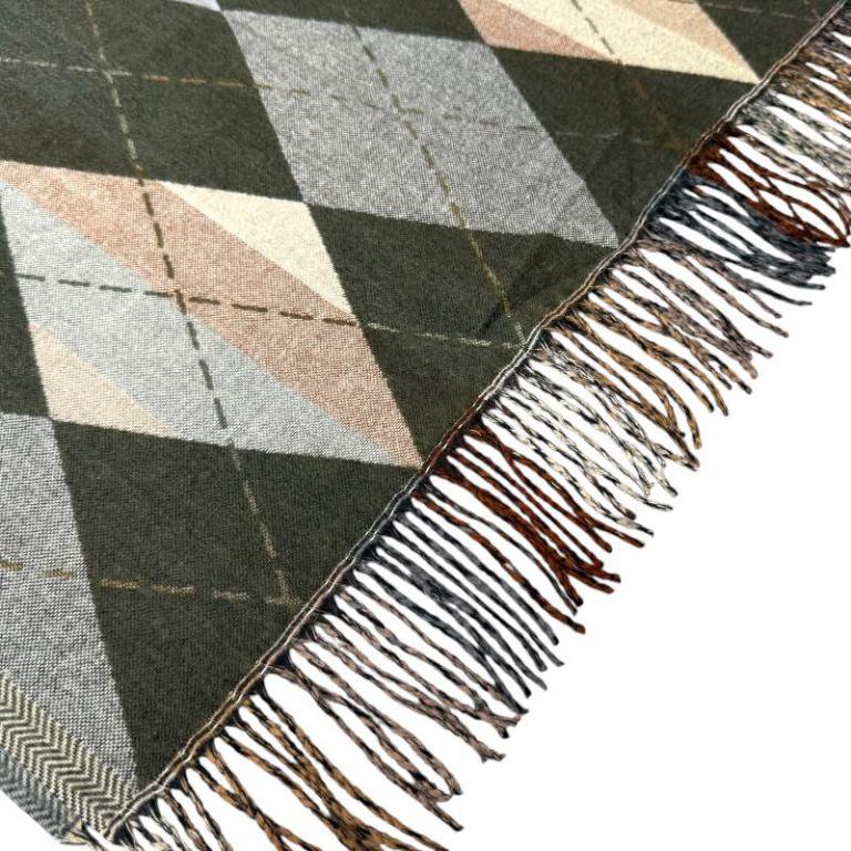 Uldtørklæde med diamantdesign og god kvalitet ITFUSL603