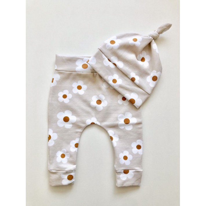 Newborn set DAISY zand