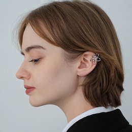 Elegante polsino per orecchie con fiore scintillante: pezzo unico
