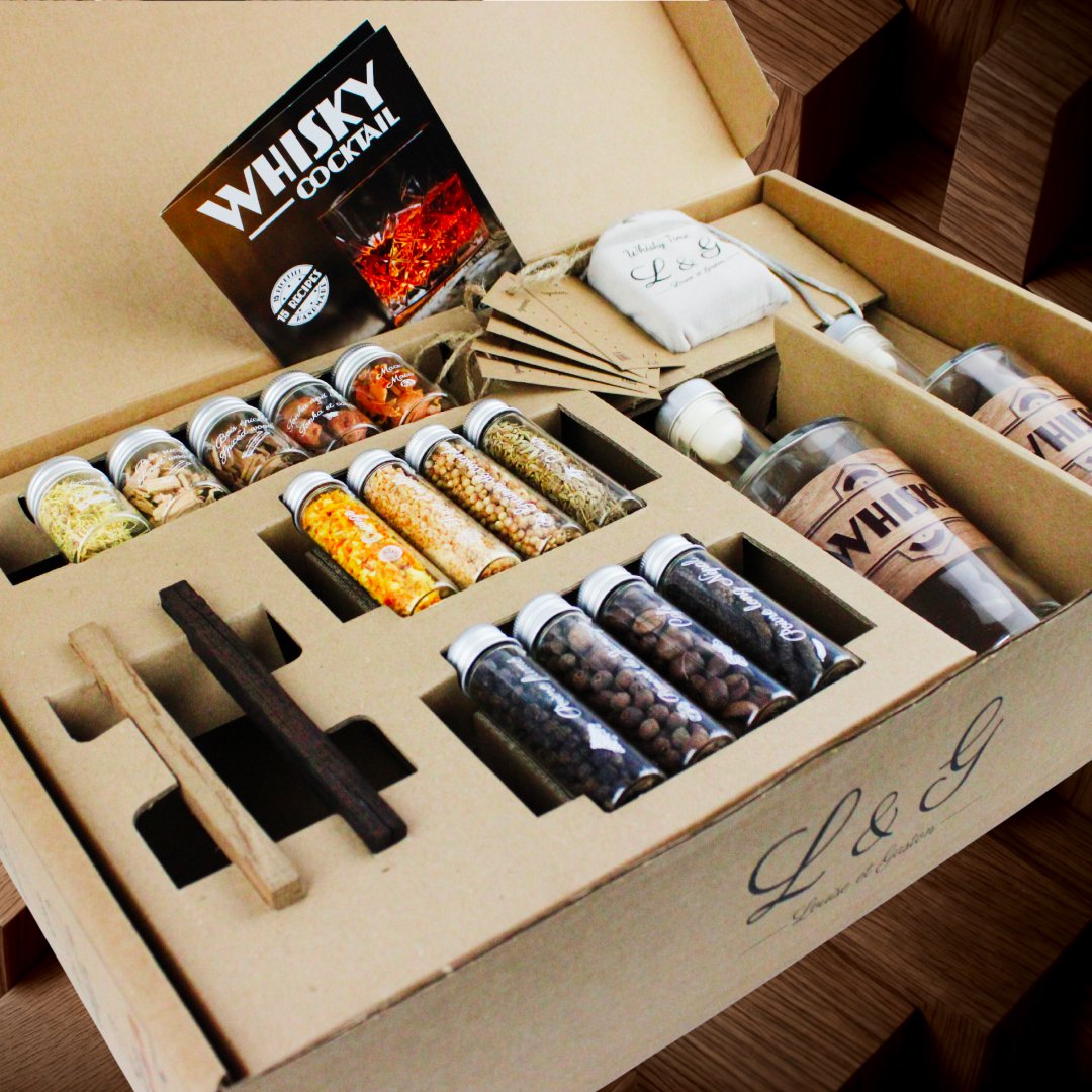 LOUISE & GASTON® Arranged Whiskey preparation and tasting kit - Gift Ideas - Original DIY Whiskey Gift Box - Christmas, Birthday - Made in France - Quality Ingredients and Accessories