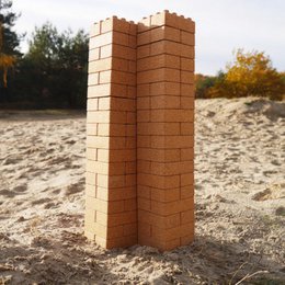 Ai giocattoli ecologici di Jungle Bricks realizzati in sughero