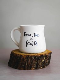Caneca "Fuerza, foco e (ca)fé"