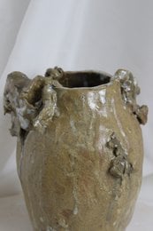 Vase en céramique vert rustique unique fait à la main