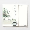 Trouwkaart 'voor de bruiloft' met een lieve auto en eucalyptus
