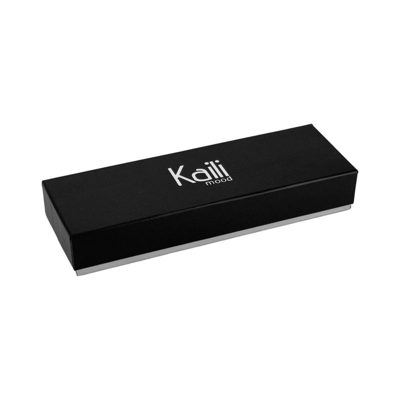 K0028DB | Étui à stylos en cuir véritable pleine fleur, grain dollar - Coloris bleu avec bords jaunes - Dimensions : 4,5 x 16,5 x 1 cm - Packaging : Boîte cadeau fond/couvercle