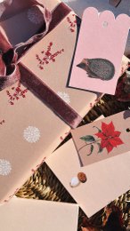 Geschenkpapier Winter rot