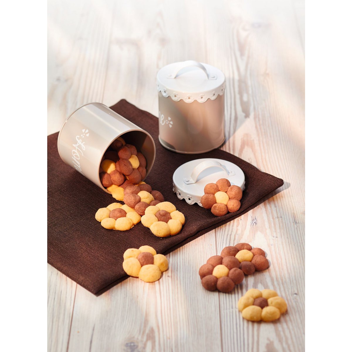 Foolproof mug kitchen - biscuits, biscuits, cookies & Co. (volume 3), incl. 3-delige maatbekerset met uitstekers