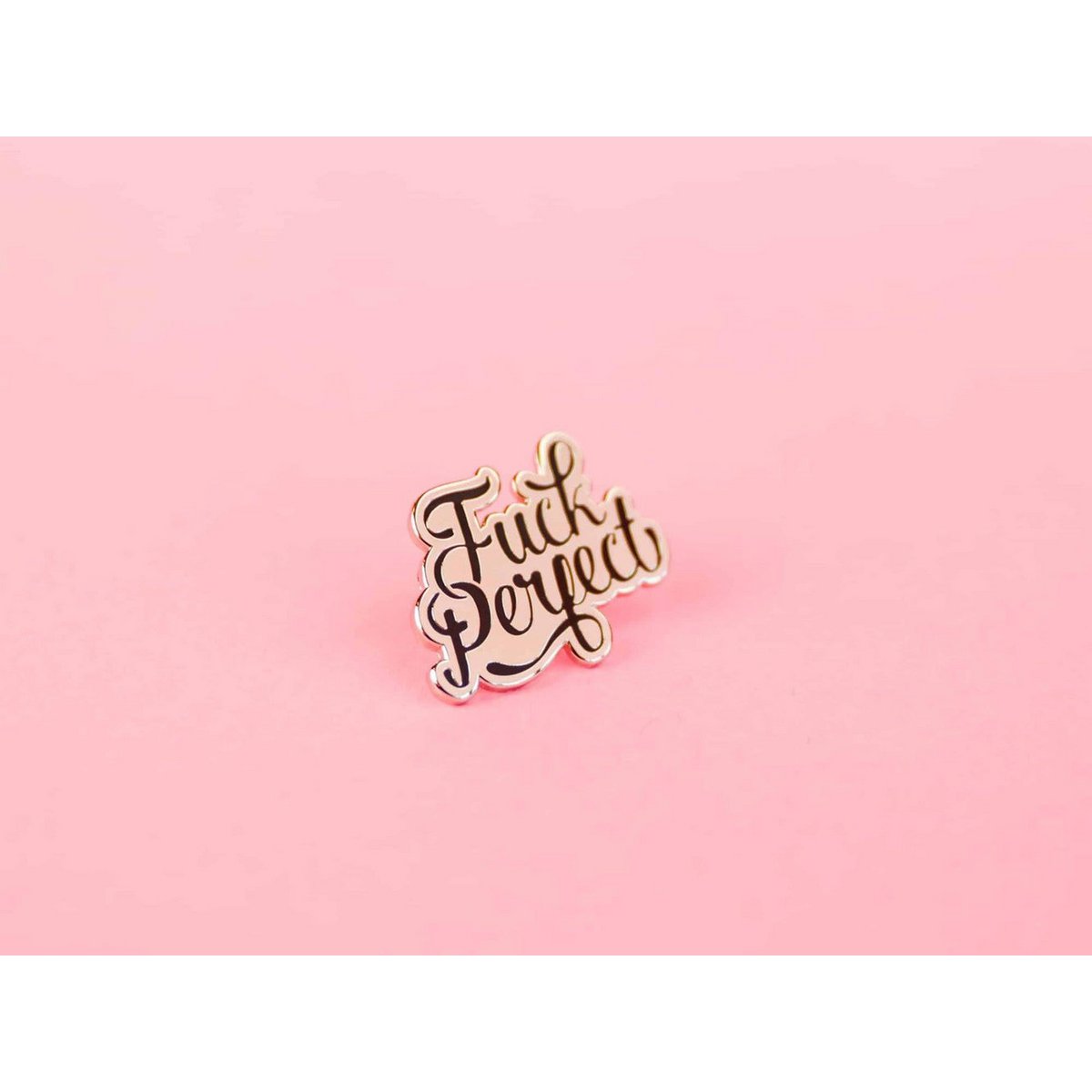 Pin Joder negro perfecto