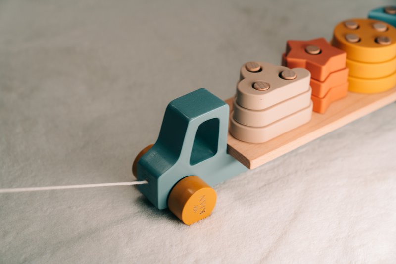 KIAN Family: Steckspiel-Lastwagen