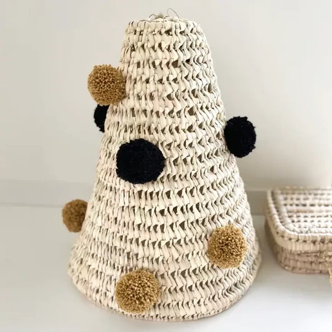NOMAD PENDANT BLACK AND CAMEL POMPOMS