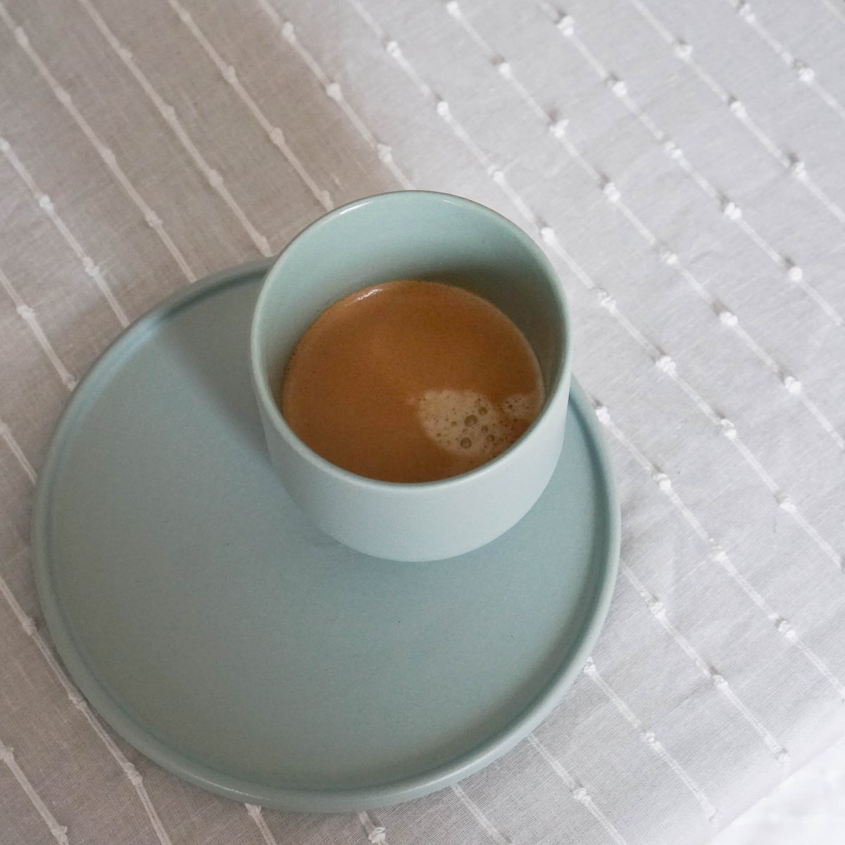 Hollyhock mug - sage green - 200 ml