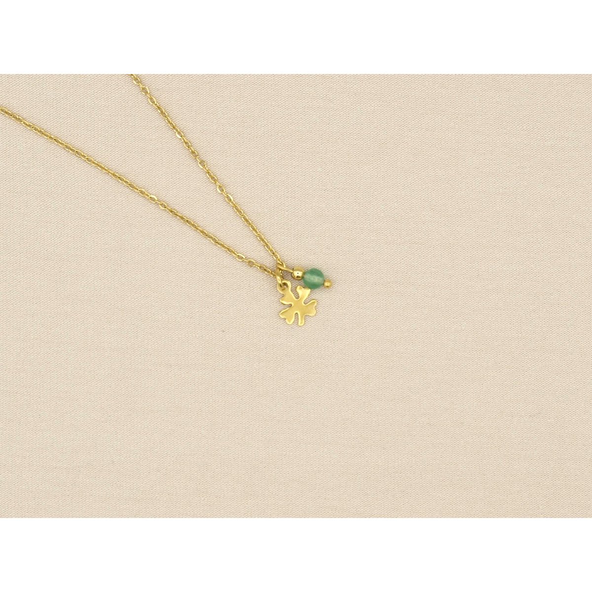 Ketting rock, klavertje vier en jade, zilver of goud stainless steel