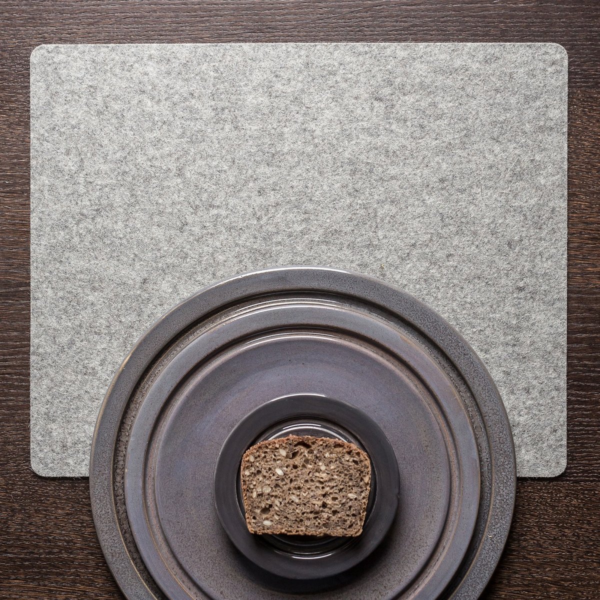 Natural wool felt placemat, rectangle