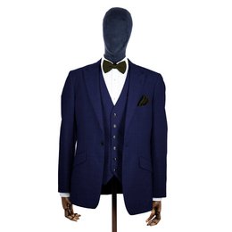 Moss green knitted bow tie and pocket square set