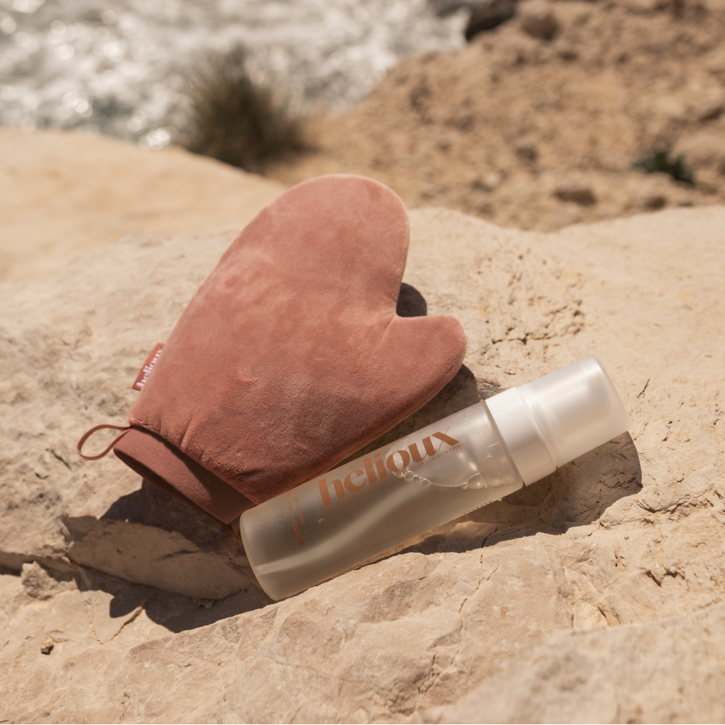 HELIOUX® VELVET SELF TANNING MITT