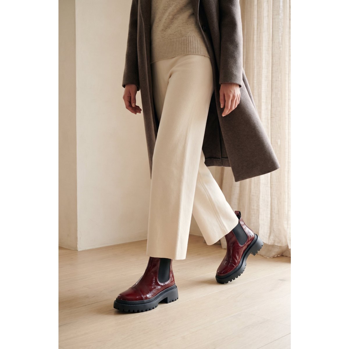 MACU BURGUNDY – Stiefeletten aus Lackleder mit extra leichter Sohle