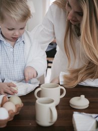 Auslaufsicherer Silikonbecher – Austernbeige