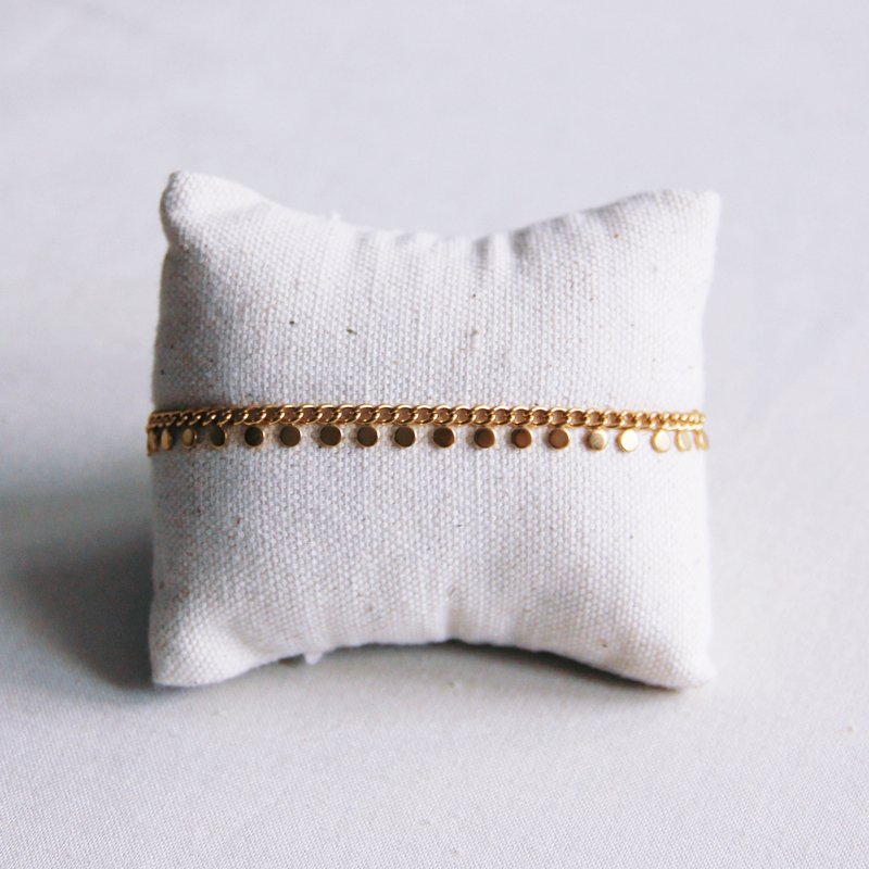SA832: Steel chain bracelet with coins - gold