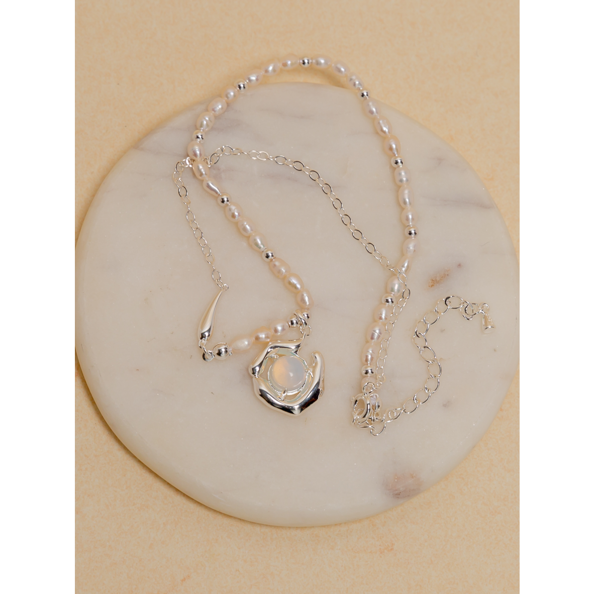 Collier de perles du lac au clair de lune