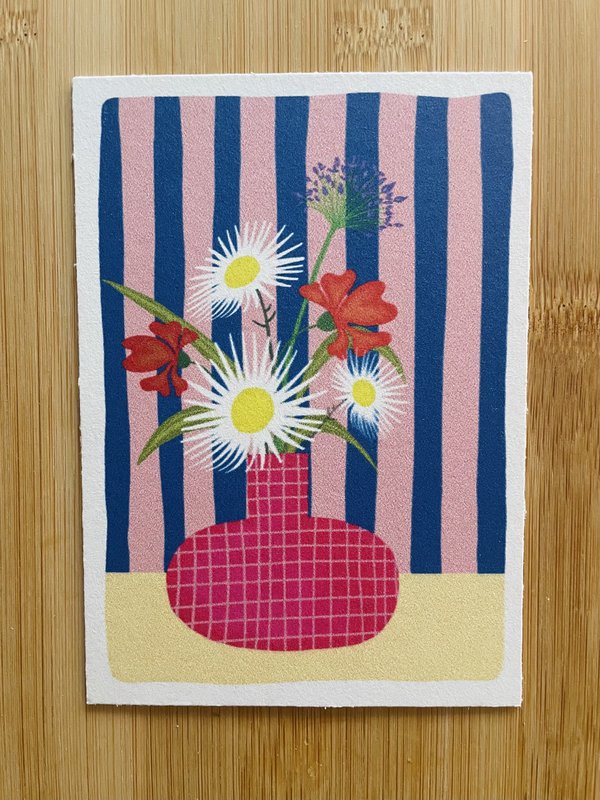 Vase à carreaux avec des fleurs Carte en carton à rayures rose bleu