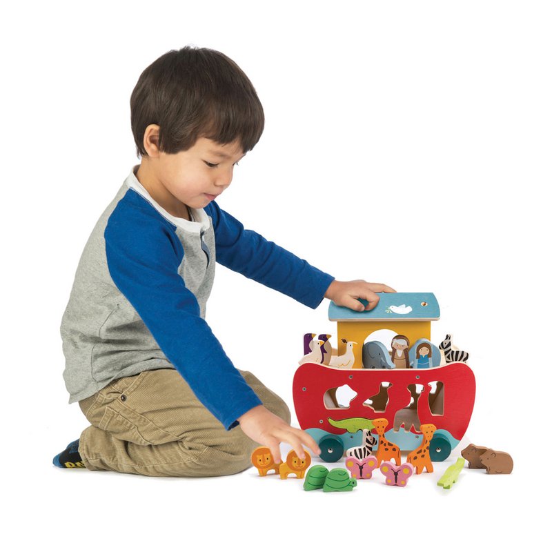 Sorting boat De Ark from Noah