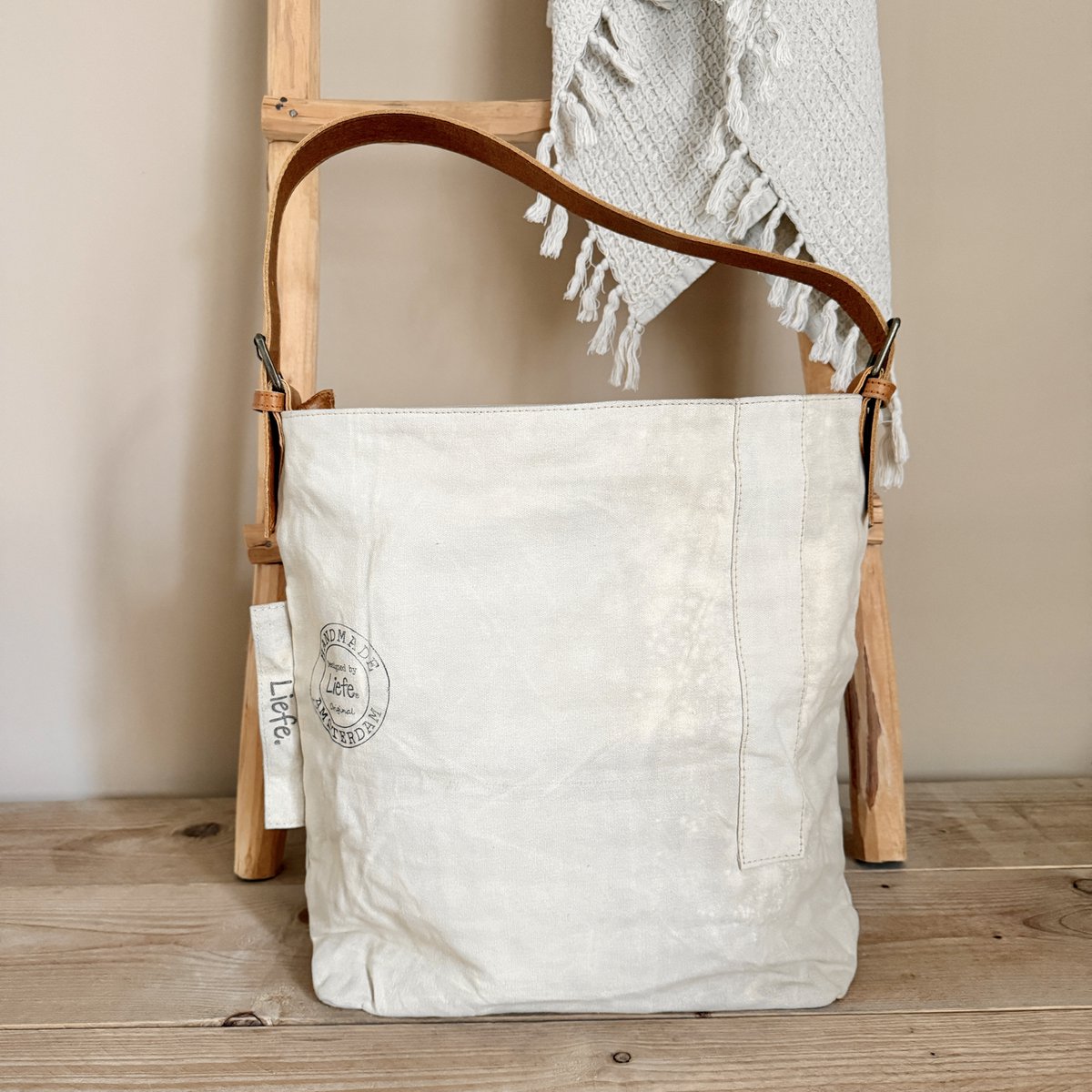 BuckleBag star latte (canvas) NEW