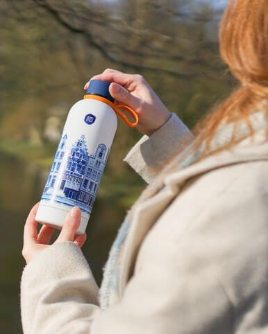 Wasserflaschenkanalhäuser