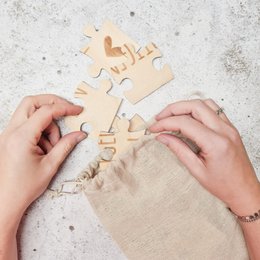 Aankondiging houten puzzel | Wij gaan trouwen!