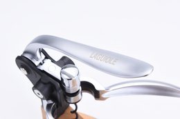LAGUIOLE CORKSCREW WITH CORKSCREW ON ZELCOVA WOODEN BASE