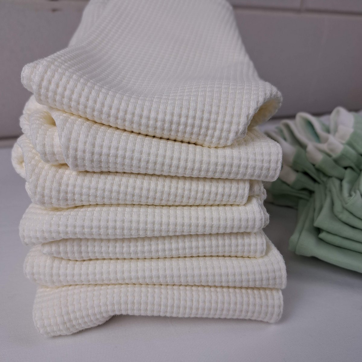 Pantalones de crecimiento orgánico - Off White | GOTS Certificado de algodón de gofres | Leggings sostenibles de bebés (0-2 años)