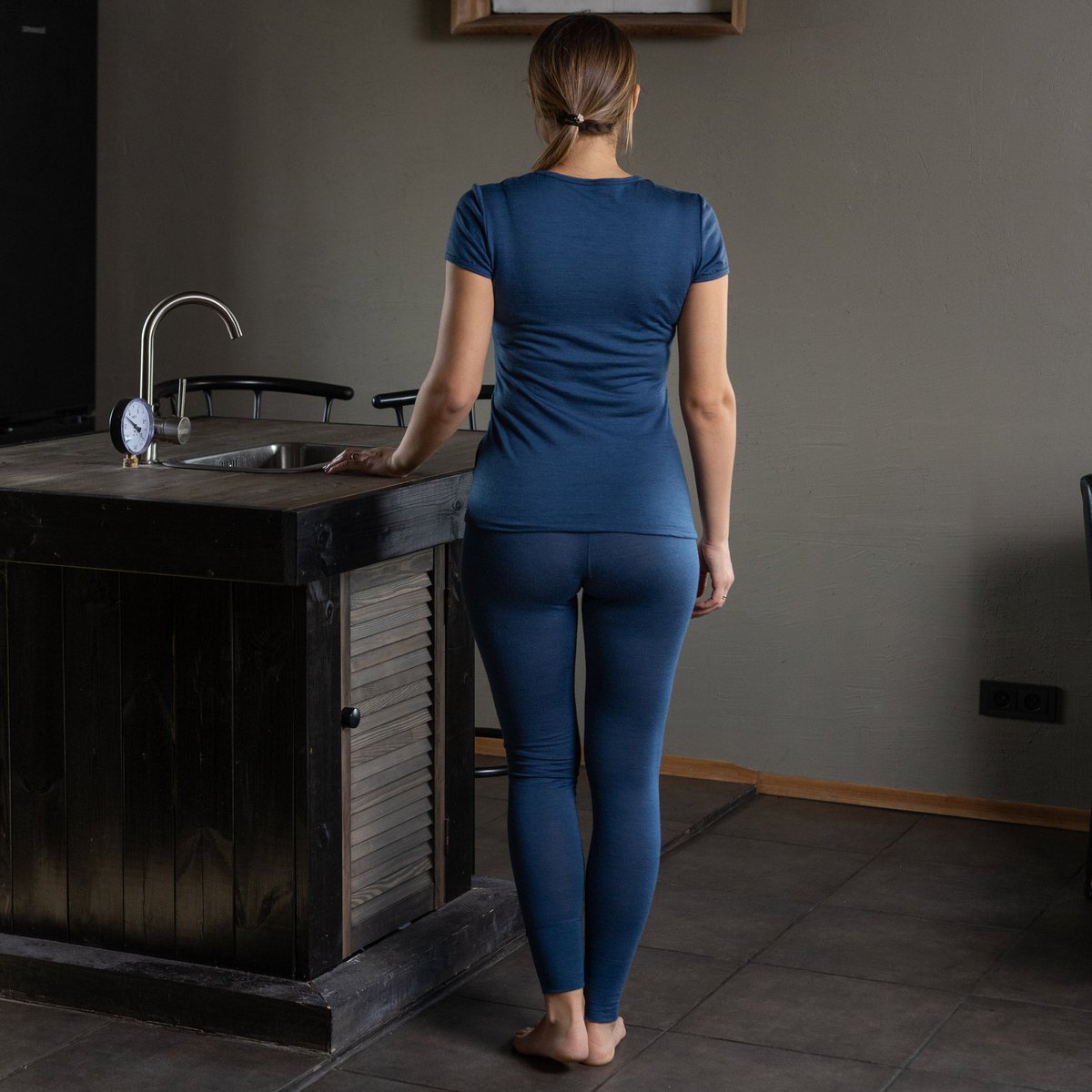 Set da donna in 2 pezzi di lana merino 160 con maniche corte e fondo in denim