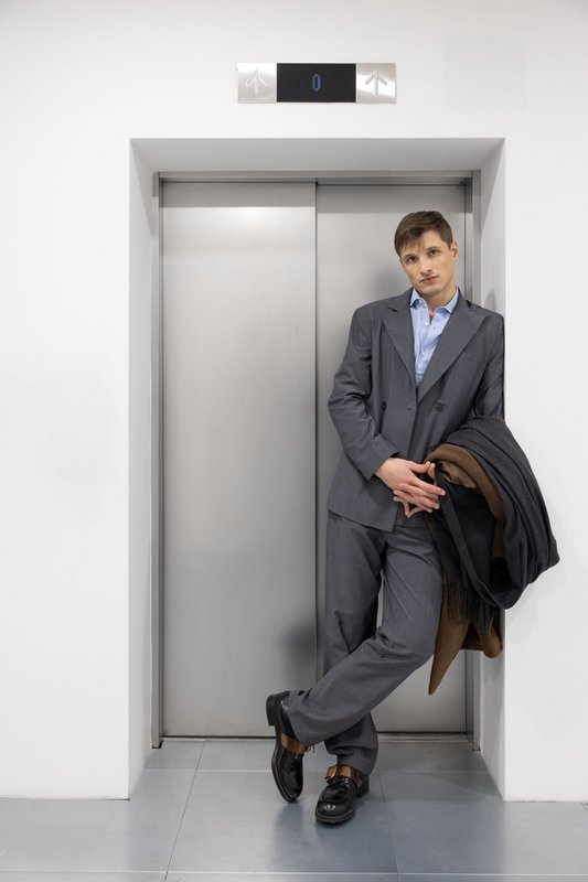Straight-leg wool trousers in grey Made in Italy
