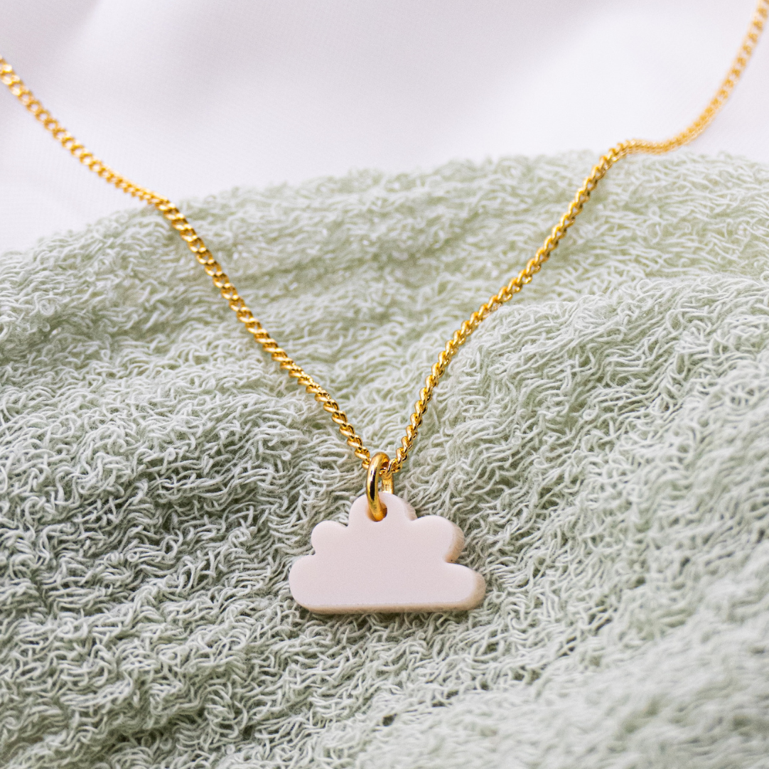 Collana nuvole realizzate in acrilico nuvole bianche - nuvola a catena leggera placcata in oro 18k