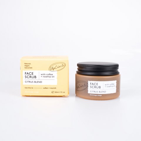 Gezichtsscrub Citrusmengsel met koffie + rozenbottelolie - miniformaat