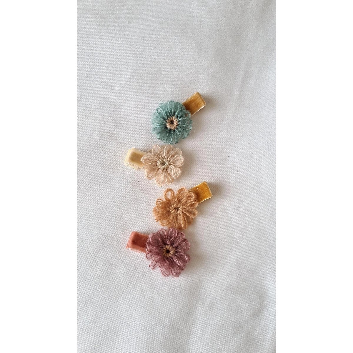 Pinces à fleurs en laine