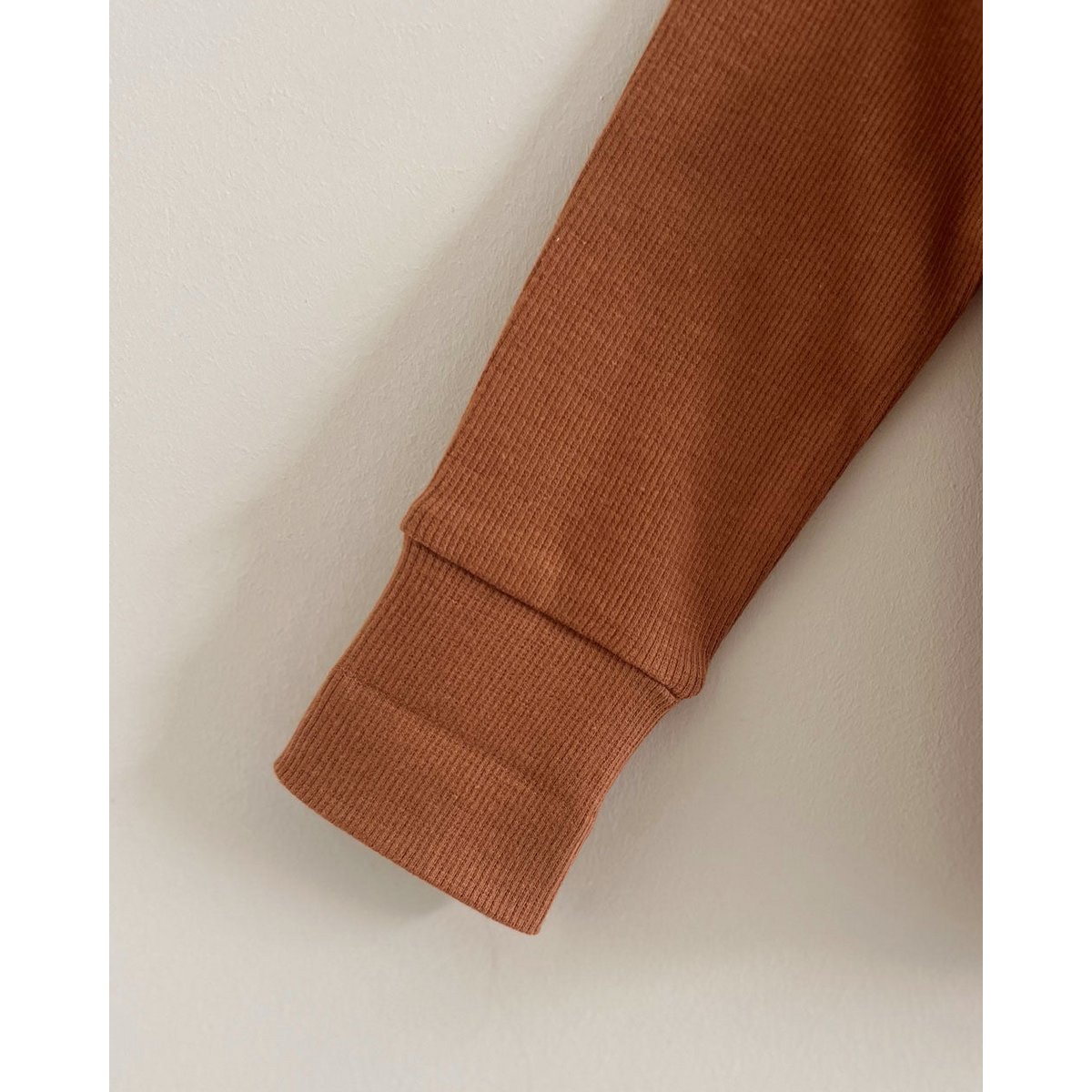 T-shirt kopertowy koniakowy